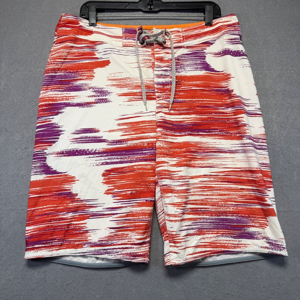 Tommy Bahama Relax Mens 34x11‎ Board Shorts Red Purple Abstract Print 131-TR9717